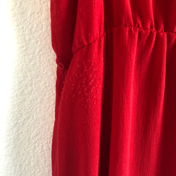 DIVIDED H&M | RUFFLE RED FLOWY WRAP STYLE DRESS - Picture 5 of 5